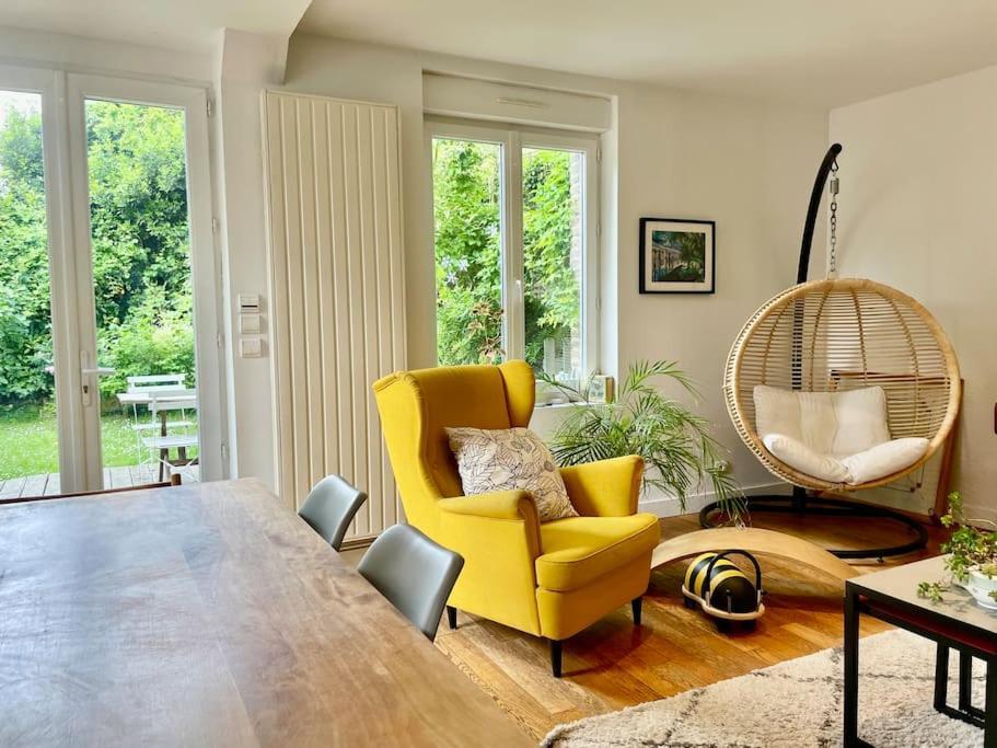 Ninon Charmante Maison De Holiday home Rouen