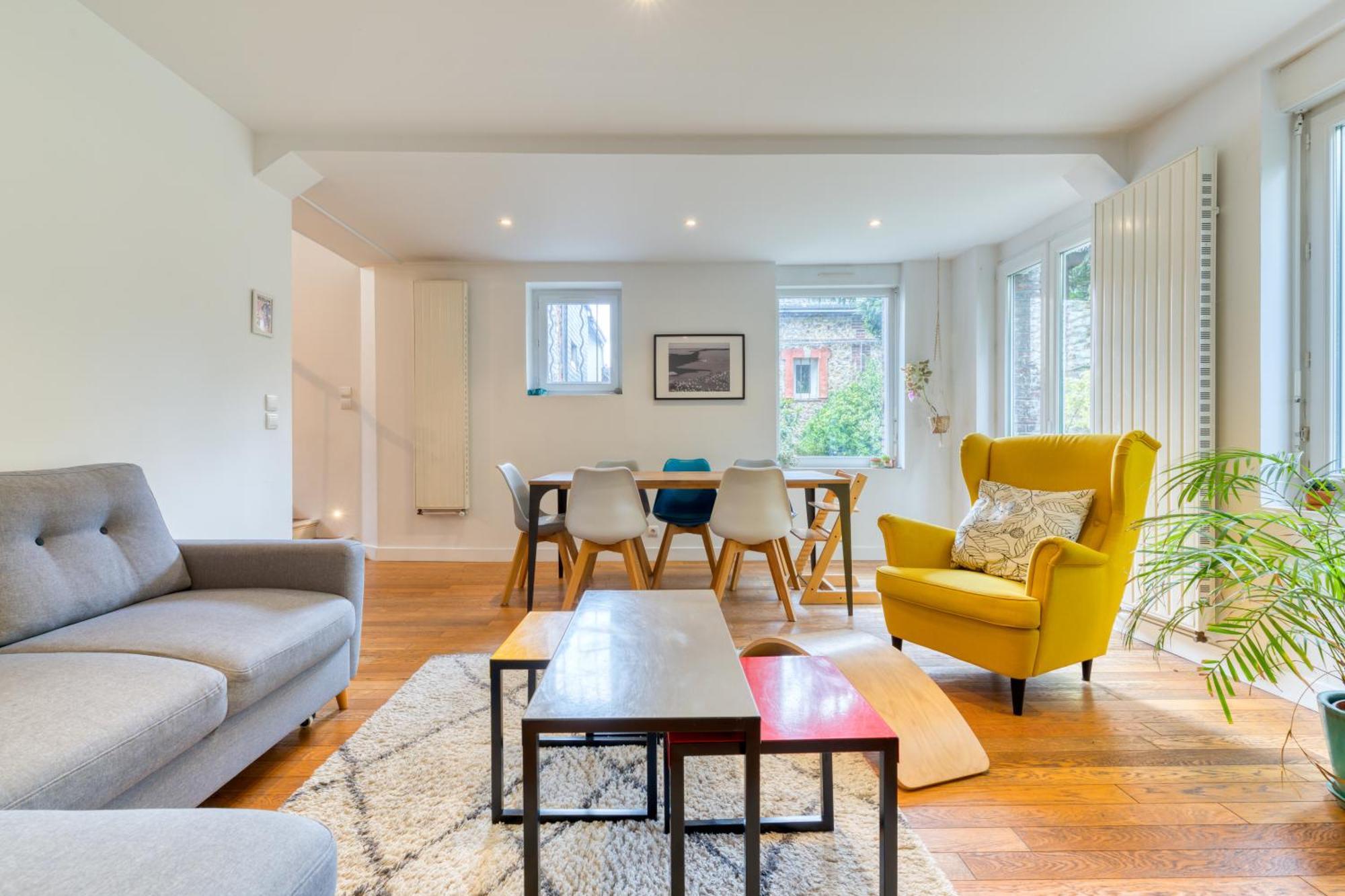 Holiday home Ninon Charmante Maison De *